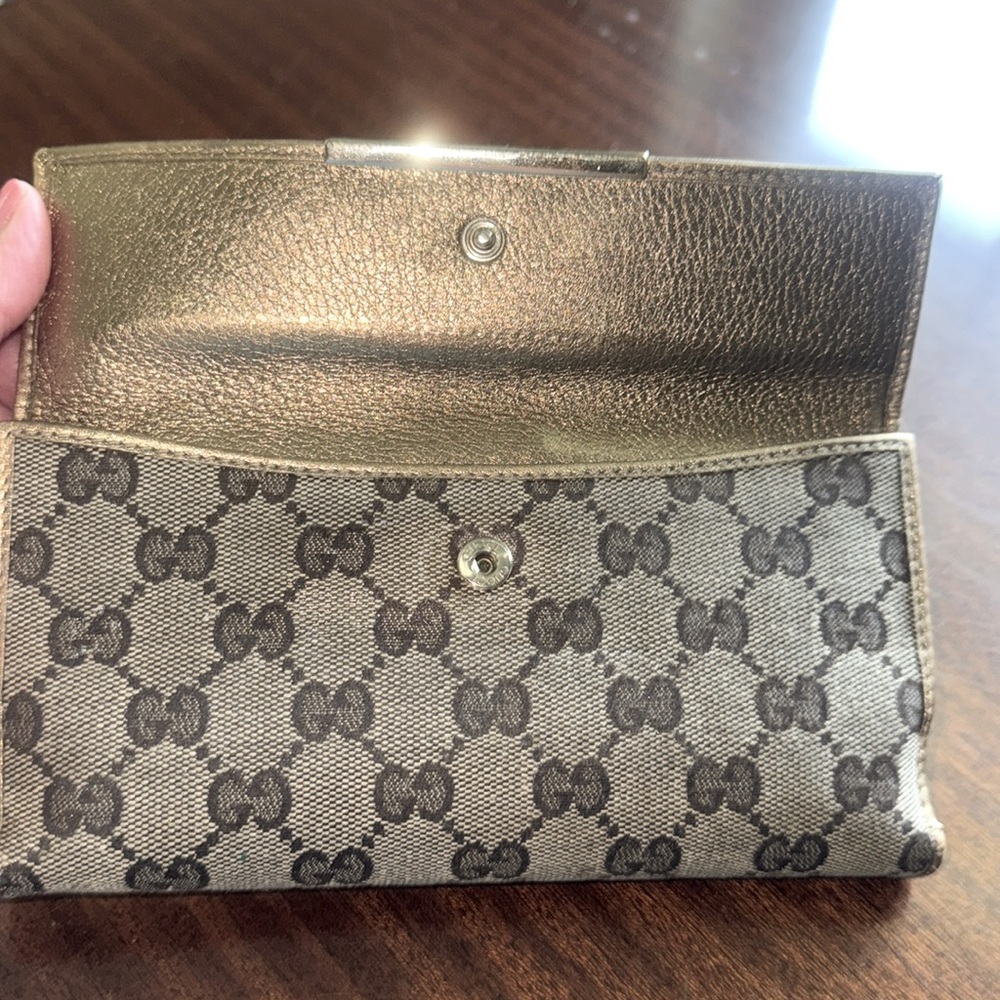 Gucci GG Monogram Wallet - Picture 9 of 13